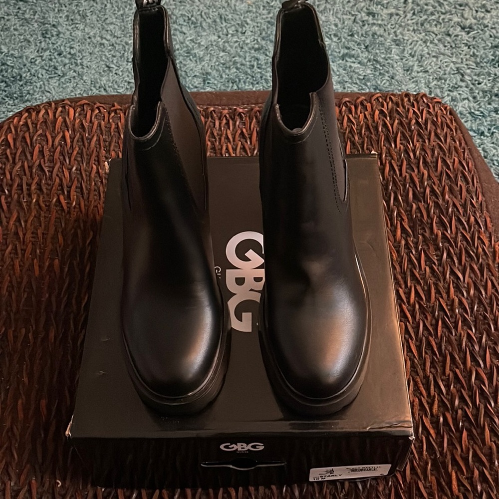 Guess starly boots